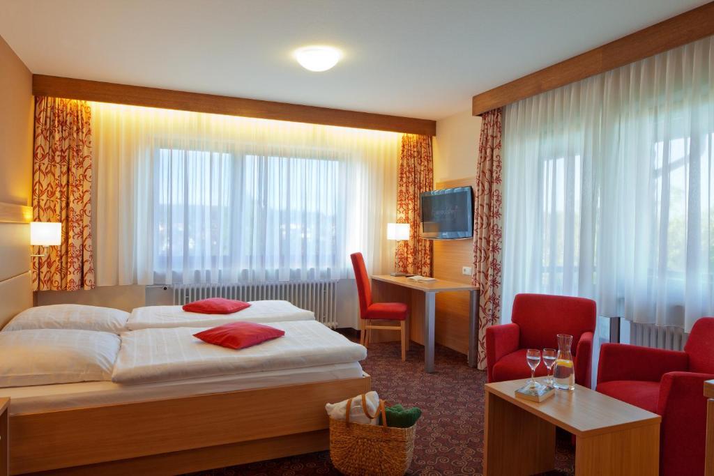 Hotel Konradshof Seewald الغرفة الصورة